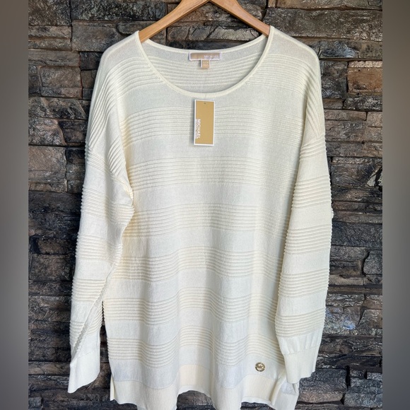 Michael Kors Cream Sweater - Picture 5 of 13